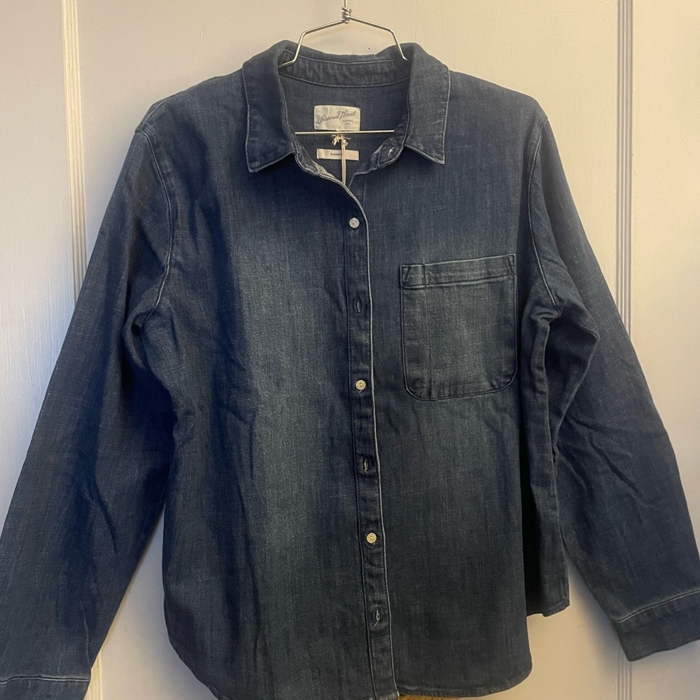 Universal Thread Dark Blue Button Down Shirt